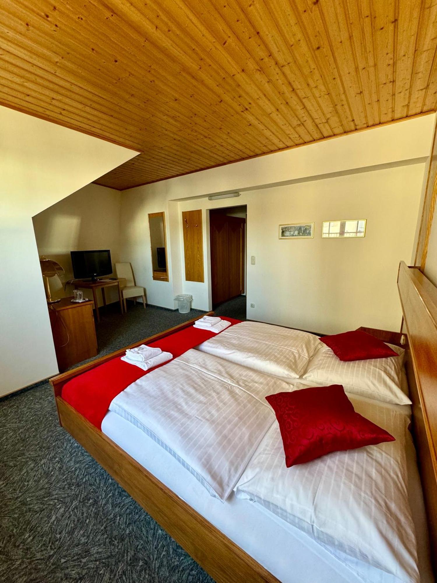Hotel Die Traube Admont Eksteriør billede